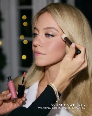 Sydney Sweeney OnlyFans Leaked Free Thumbnail Picture - #GGP4F548kC