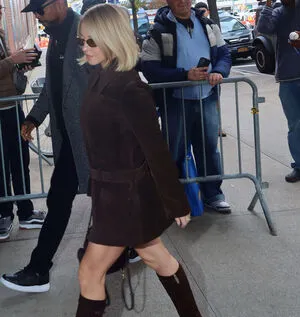 Sydney Sweeney OnlyFans Leaked Free Thumbnail Picture - #HtYqWPWcbS