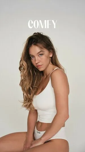 Sydney Sweeney OnlyFans Leaked Free Thumbnail Picture - #IaeITd4HmG