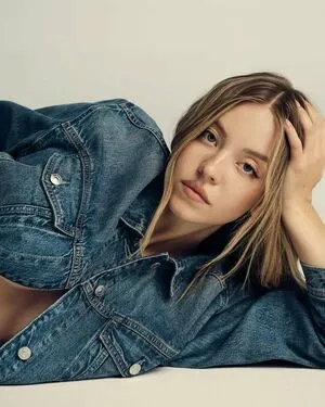 Sydney Sweeney OnlyFans Leaked Free Thumbnail Picture - #Ii8EIWkWTU