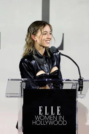 Sydney Sweeney OnlyFans Leaked Free Thumbnail Picture - #JJ7X8EAWSh