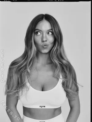 Sydney Sweeney OnlyFans Leaked Free Thumbnail Picture - #L4C6XP5zAM
