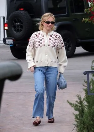 Sydney Sweeney OnlyFans Leaked Free Thumbnail Picture - #NmPO7sYe4J