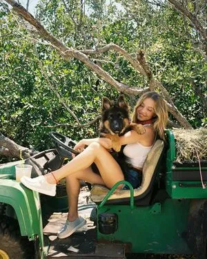Sydney Sweeney OnlyFans Leaked Free Thumbnail Picture - #PNYjnKteys