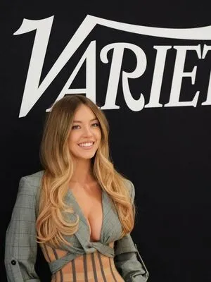 Sydney Sweeney OnlyFans Leaked Free Thumbnail Picture - #Psy1YYHc7J