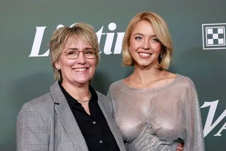 Sydney Sweeney OnlyFans Leaked Free Thumbnail Picture - #Q0iUacWuJ0