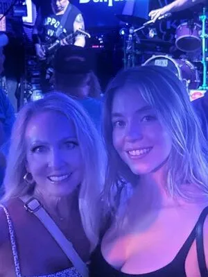 Sydney Sweeney OnlyFans Leaked Free Thumbnail Picture - #R3XngbSAhL