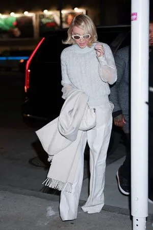 Sydney Sweeney OnlyFans Leaked Free Thumbnail Picture - #RzJyF45iw1