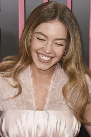 Sydney Sweeney OnlyFans Leaked Free Thumbnail Picture - #TDxQcjFd0d