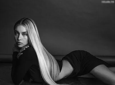 Sydney Sweeney OnlyFans Leaked Free Thumbnail Picture - #UwguGkbTPh