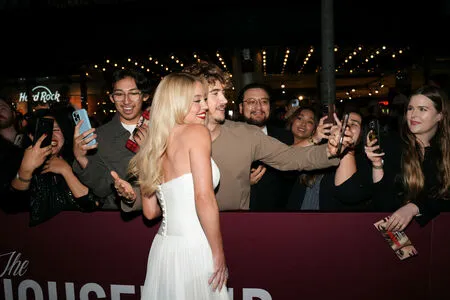 Sydney Sweeney OnlyFans Leaked Free Thumbnail Picture - #YS8BXaREgi