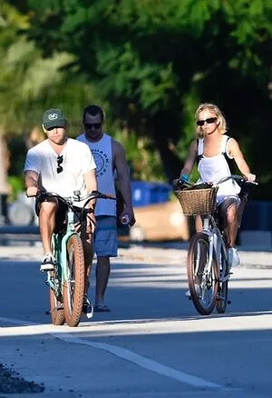 Sydney Sweeney OnlyFans Leaked Free Thumbnail Picture - #ZTJokuozuU