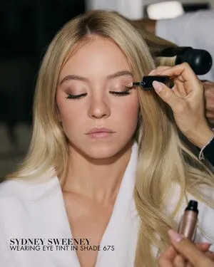 Sydney Sweeney OnlyFans Leaked Free Thumbnail Picture - #ZnmaJ4ZySP