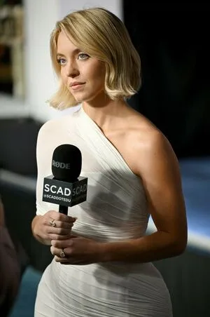 Sydney Sweeney OnlyFans Leaked Free Thumbnail Picture - #eX1z6aoDzk