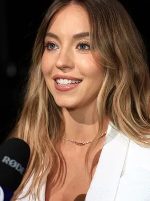 Sydney Sweeney OnlyFans Leaked Free Thumbnail Picture - #h6IsOAFdk4