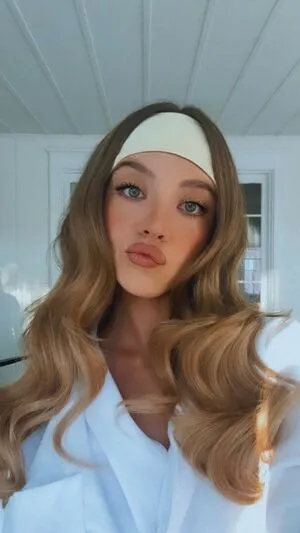 Sydney Sweeney OnlyFans Leaked Free Thumbnail Picture - #h74Jfarrne