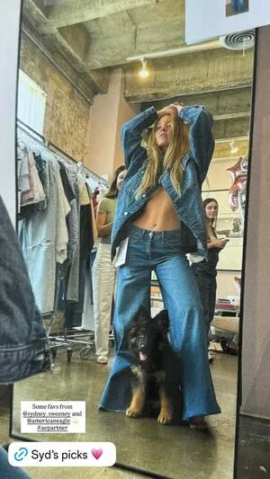 Sydney Sweeney OnlyFans Leaked Free Thumbnail Picture - #hmedCGGPM9