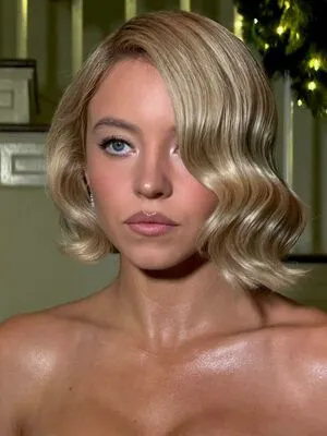 Sydney Sweeney OnlyFans Leaked Free Thumbnail Picture - #jWJHhizHlV