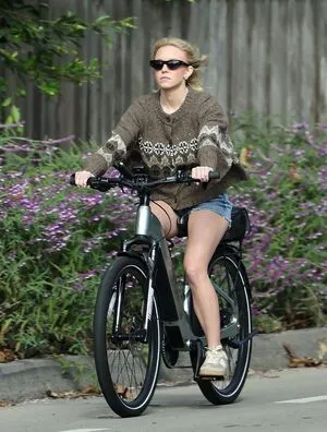 Sydney Sweeney OnlyFans Leaked Free Thumbnail Picture - #lqg3l1gfa0