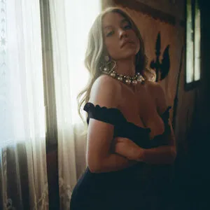 Sydney Sweeney OnlyFans Leaked Free Thumbnail Picture - #pr4dyD32P3