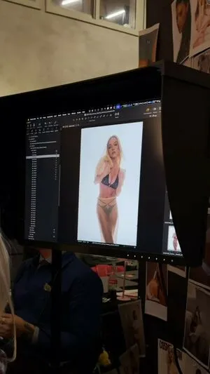 Sydney Sweeney OnlyFans Leaked Free Thumbnail Picture - #qlssK22oe5