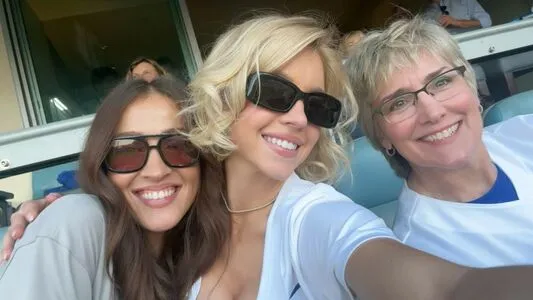 Sydney Sweeney OnlyFans Leaked Free Thumbnail Picture - #tTeeYRZrxd