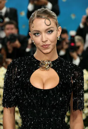 Sydney Sweeney OnlyFans Leaked Free Thumbnail Picture - #wnzswOcCcd