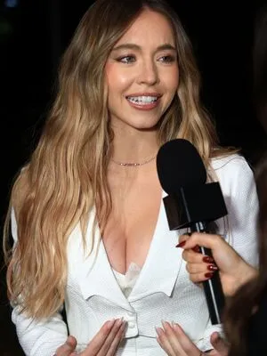 Sydney Sweeney OnlyFans Leaked Free Thumbnail Picture - #x3gfL9LYGL