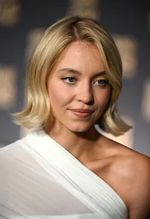 Sydney Sweeney OnlyFans Leaked Free Thumbnail Picture - #xc2idnsCEZ