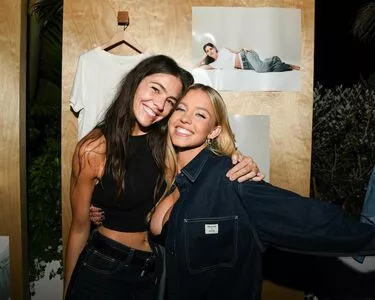 Sydney Sweeney OnlyFans Leaked Free Thumbnail Picture - #5lfMJs3OxZ