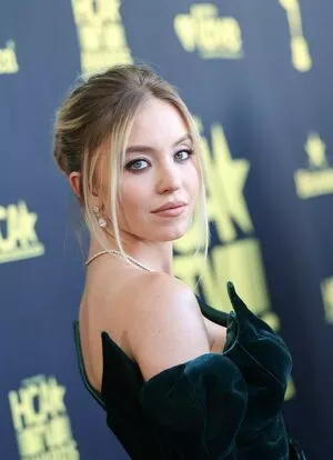 Sydney Sweeney OnlyFans Leaked Free Thumbnail Picture - #6xkFwe5SjO