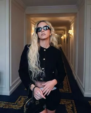 Sydney Sweeney OnlyFans Leaked Free Thumbnail Picture - #73CNtCHD2E