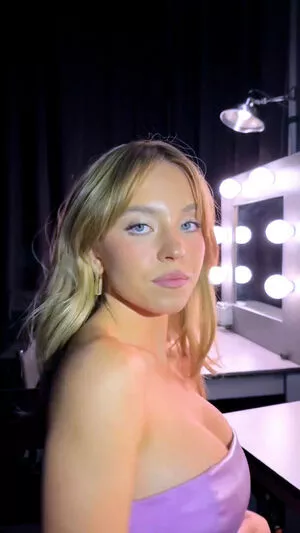 Sydney Sweeney OnlyFans Leaked Free Thumbnail Picture - #8sX81hLBX7