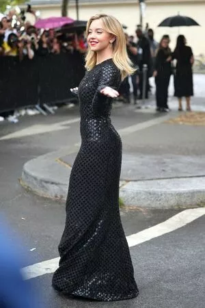 Sydney Sweeney OnlyFans Leaked Free Thumbnail Picture - #9IJ6r158RZ