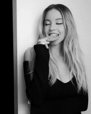 Sydney Sweeney OnlyFans Leaked Free Thumbnail Picture - #9NknenVphI