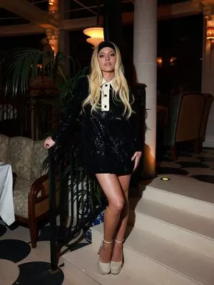 Sydney Sweeney OnlyFans Leaked Free Thumbnail Picture - #AQHsH5Kf69