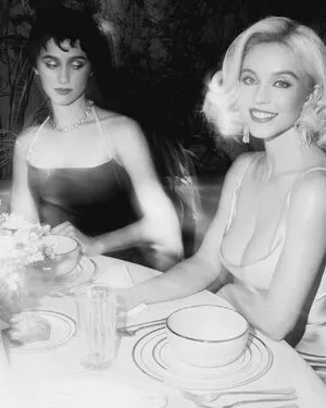 Sydney Sweeney OnlyFans Leaked Free Thumbnail Picture - #CKh5EtXOg2