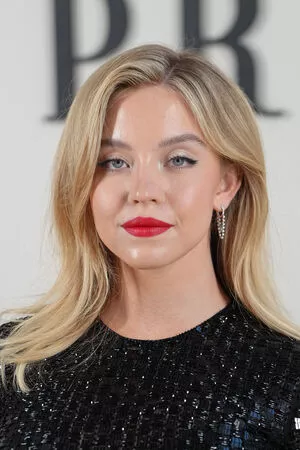 Sydney Sweeney OnlyFans Leaked Free Thumbnail Picture - #CbbuxPjsuz