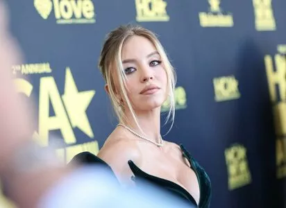 Sydney Sweeney OnlyFans Leaked Free Thumbnail Picture - #Dly8toluHM