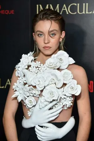 Sydney Sweeney OnlyFans Leaked Free Thumbnail Picture - #EwM5sVeHY2