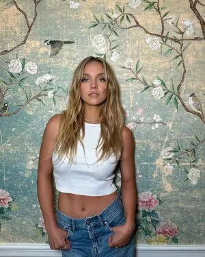 Sydney Sweeney OnlyFans Leaked Free Thumbnail Picture - #FVd3mxEfiG