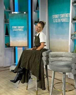 Sydney Sweeney OnlyFans Leaked Free Thumbnail Picture - #GOQ4t6igjx