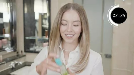 Sydney Sweeney OnlyFans Leaked Free Thumbnail Picture - #GyAzBPVeAF