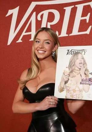 Sydney Sweeney OnlyFans Leaked Free Thumbnail Picture - #IY44CgT3oo