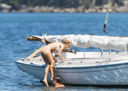 Sydney Sweeney OnlyFans Leaked Free Thumbnail Picture - #KebPKSSnPs