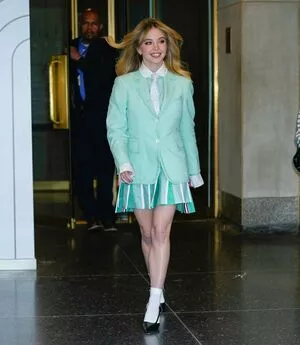 Sydney Sweeney OnlyFans Leaked Free Thumbnail Picture - #KiLZXpdEuh