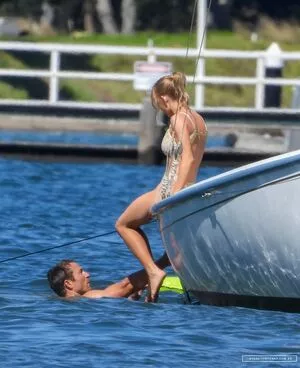 Sydney Sweeney OnlyFans Leaked Free Thumbnail Picture - #NigQM6JdHt