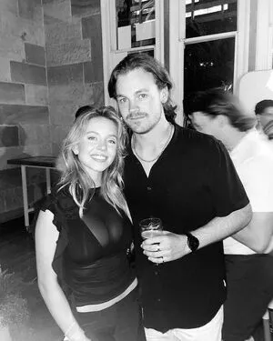 Sydney Sweeney OnlyFans Leaked Free Thumbnail Picture - #OVO2W2soSi