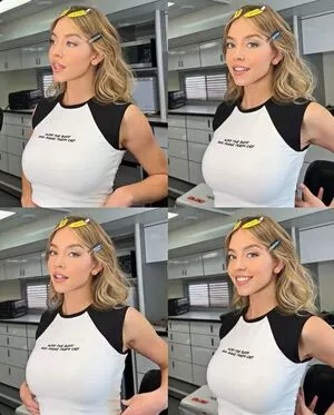 Sydney Sweeney OnlyFans Leaked Free Thumbnail Picture - #Osb9ifHuIv