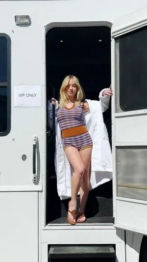Sydney Sweeney OnlyFans Leaked Free Thumbnail Picture - #PNp7DYqdv8